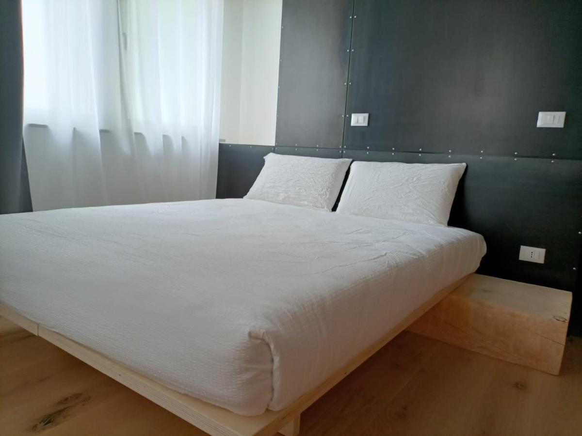 Le Meridiane City Rooms In Тренто Екстер'єр фото