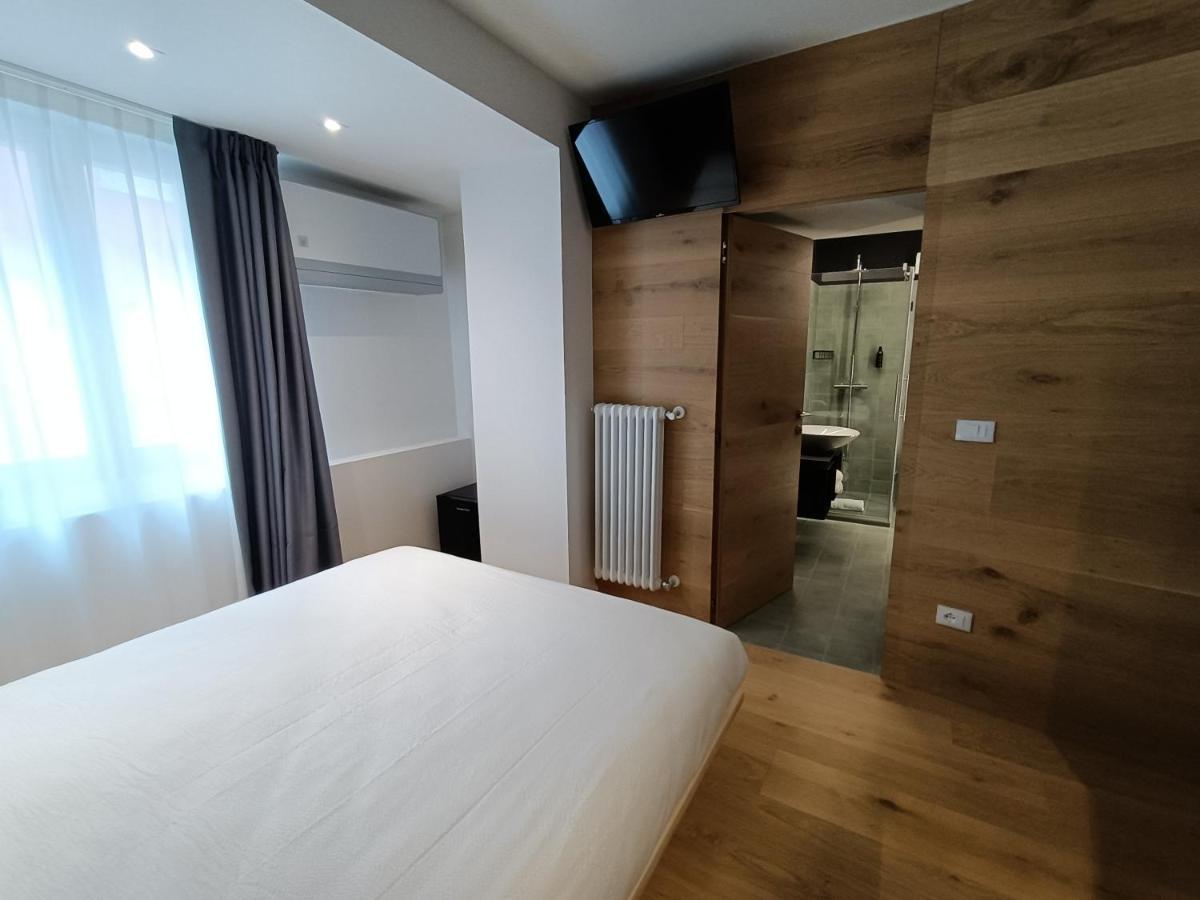 Le Meridiane City Rooms In Тренто Екстер'єр фото