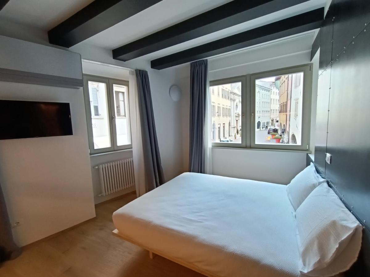 Le Meridiane City Rooms In Тренто Екстер'єр фото